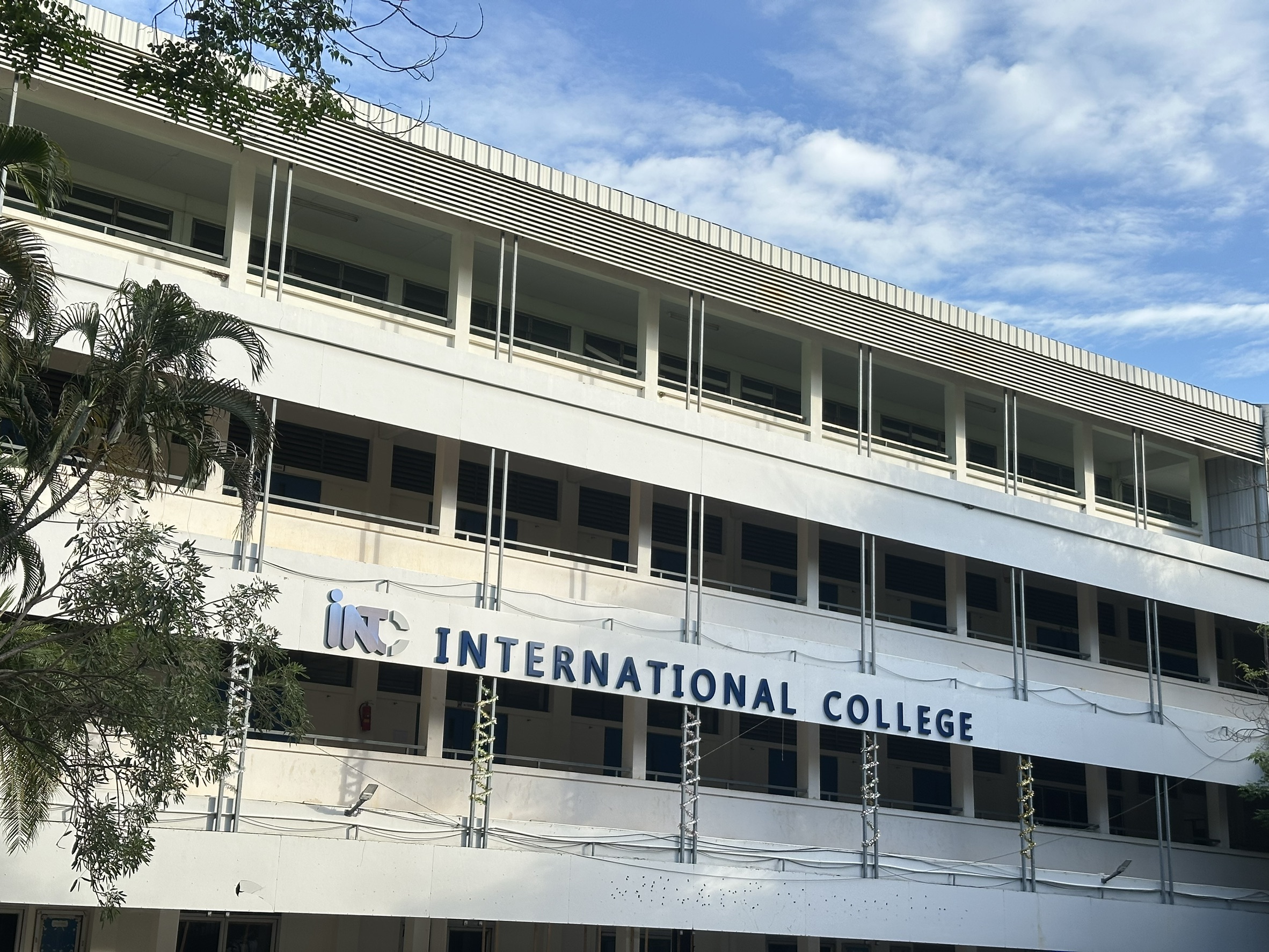 INTC Units